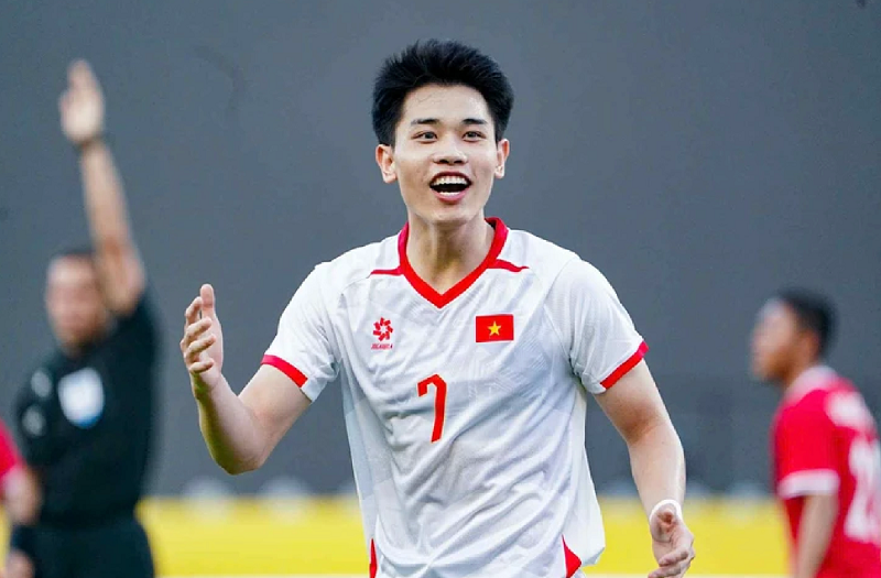 khoanh-khac-dung-lang-kho-quen-cua-dinh-bac-tai-sea-games